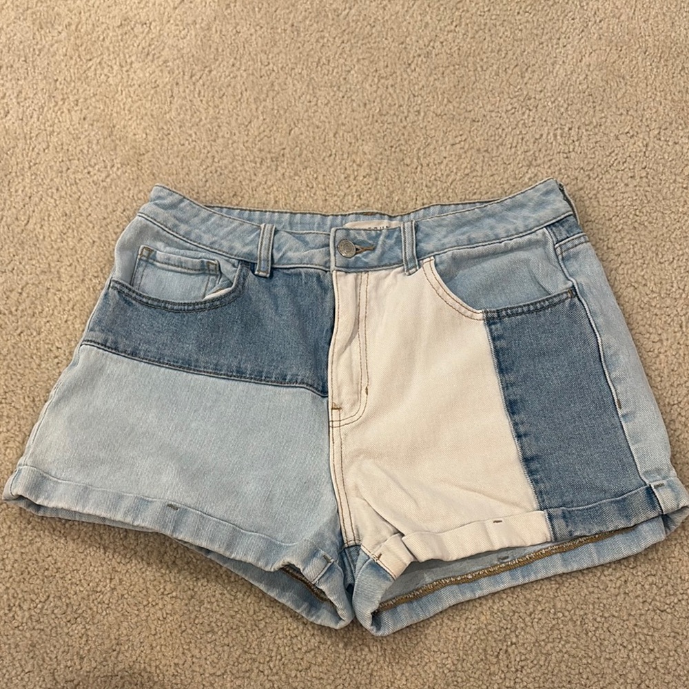 Colorblock Denim Mom Short